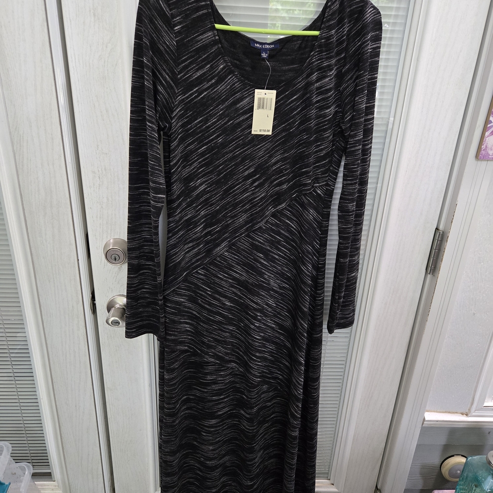 Max Edition Black and Gray Long Sleeve Dress